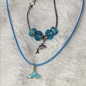Blue necklace and bracelet set